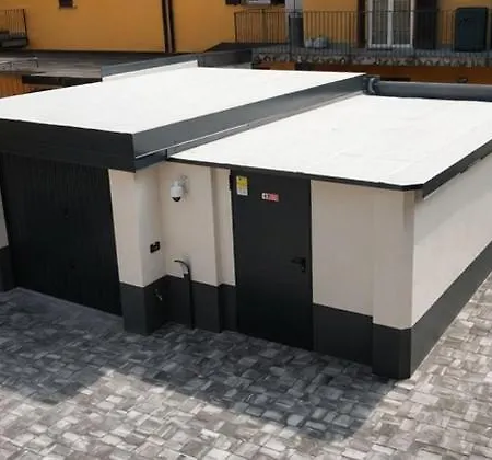 Graphite House By Topstaybergamo Lägenhet *